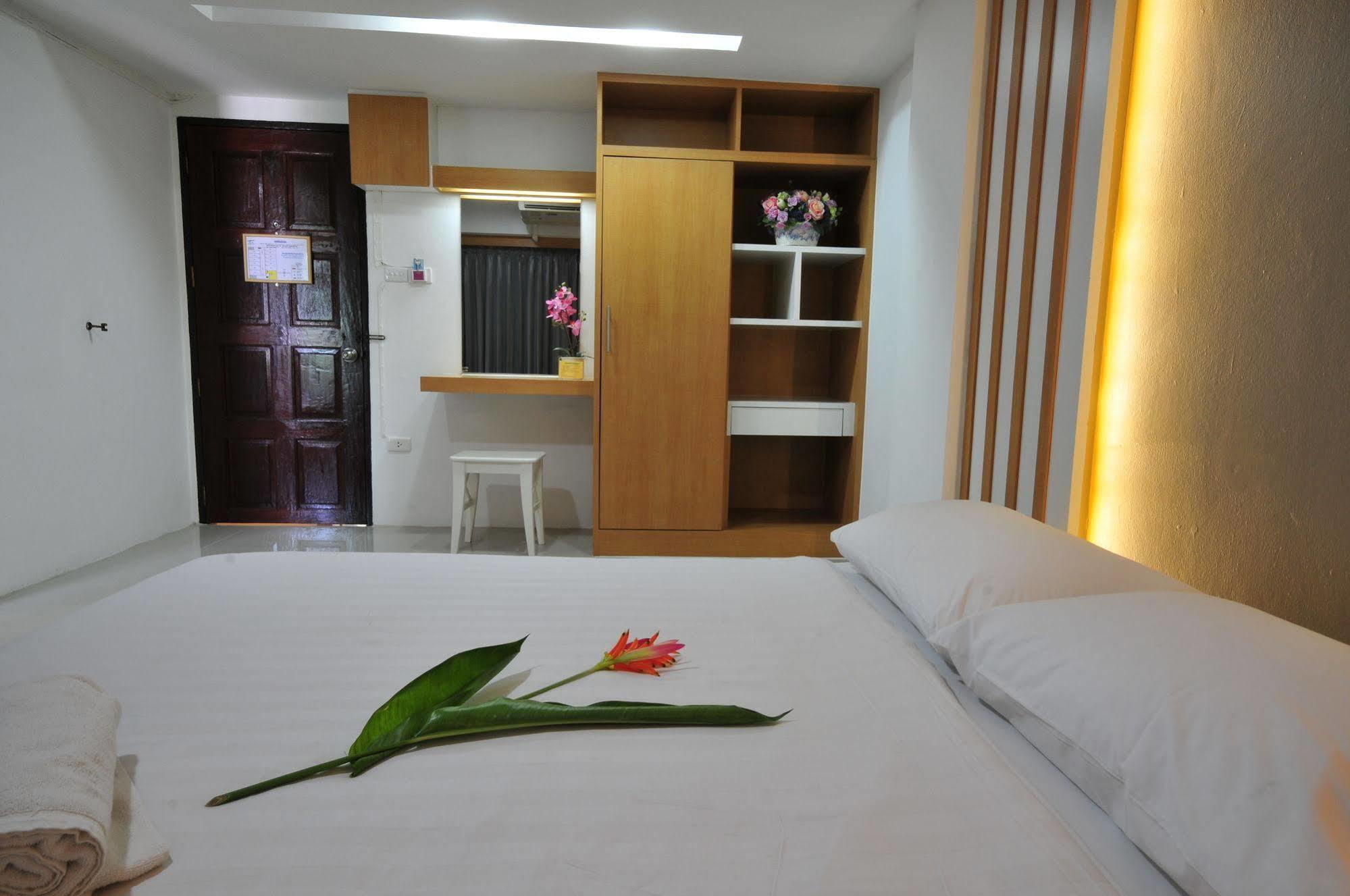 Beerapan Hotel Bangkok Zewnętrze zdjęcie